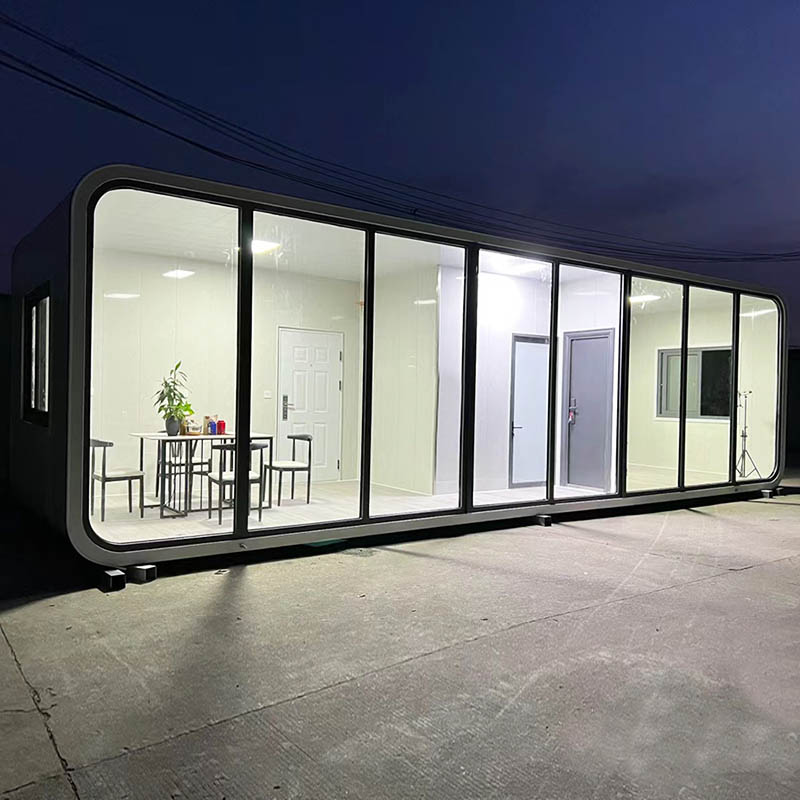 A co z Apple Cabin Store?